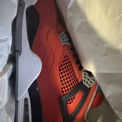 Fire red Jordan 4 Size 11.5