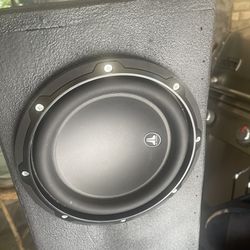 I Have Two JL Audio Subwoofer 8” On Chevy Trucks 