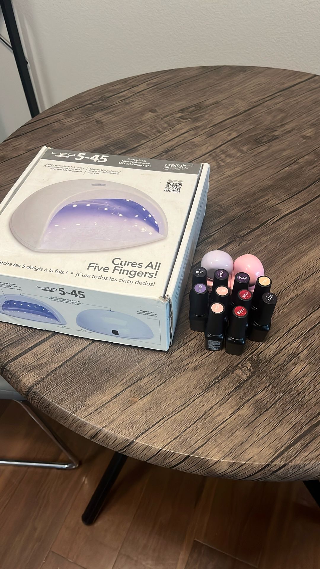 Gel Nails LED Light Lamp With Gel Nail Polish Colors