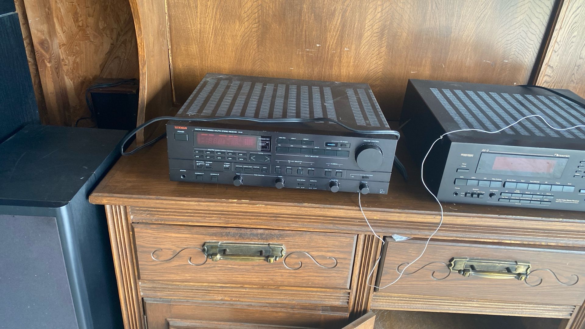 Luxman R115 stereo receiver