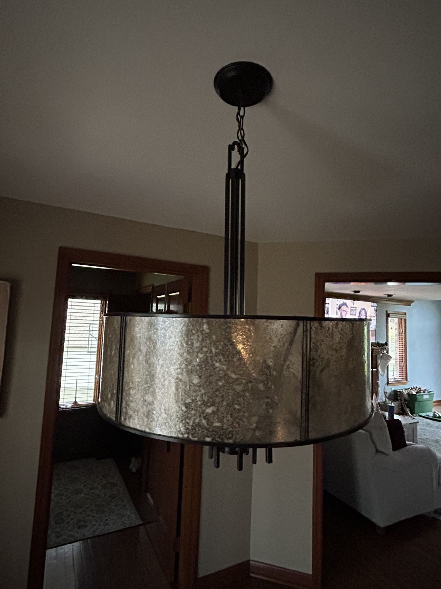 Elk Home Barringer 6-Light Chandelier - in Aged Bronze Finish, with Tan Mica, Traditional Style