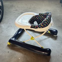 Baby Trend Baby Walker