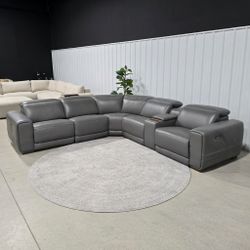 Karson Leather Power CloudZero Reclining Sectional with Power Headrests, Gray - Like New - Pendleton, SC