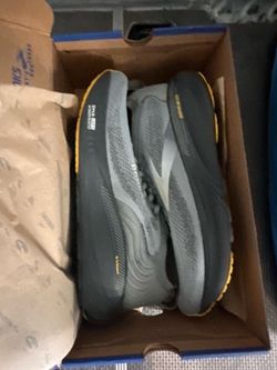 Brooks Adrenaline GTS 25