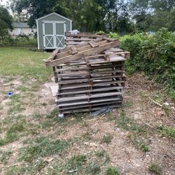 Wood Pallets 