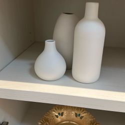 Set Of 3 Small Vases 