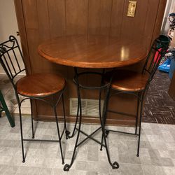 Pub Table And Chairs 