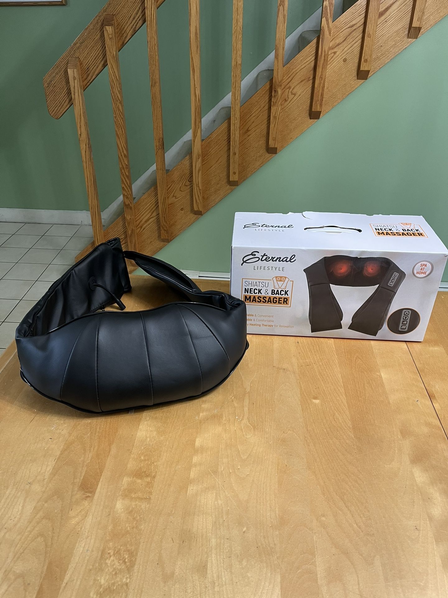 Eternal lifestyle shiatsu neck and back massager