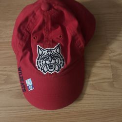 Arizona Wildcats Hat Cap Strap Back Adult Red 100% Cotton Captivating Headwear
