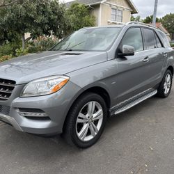 2012 Mercedes-Benz ML-Class