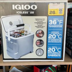 Igloo Thermoelectric Travel Cooler 28qts/26L
