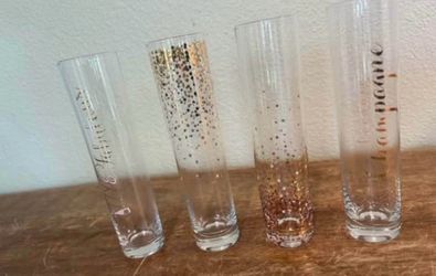 Free champagne flutes