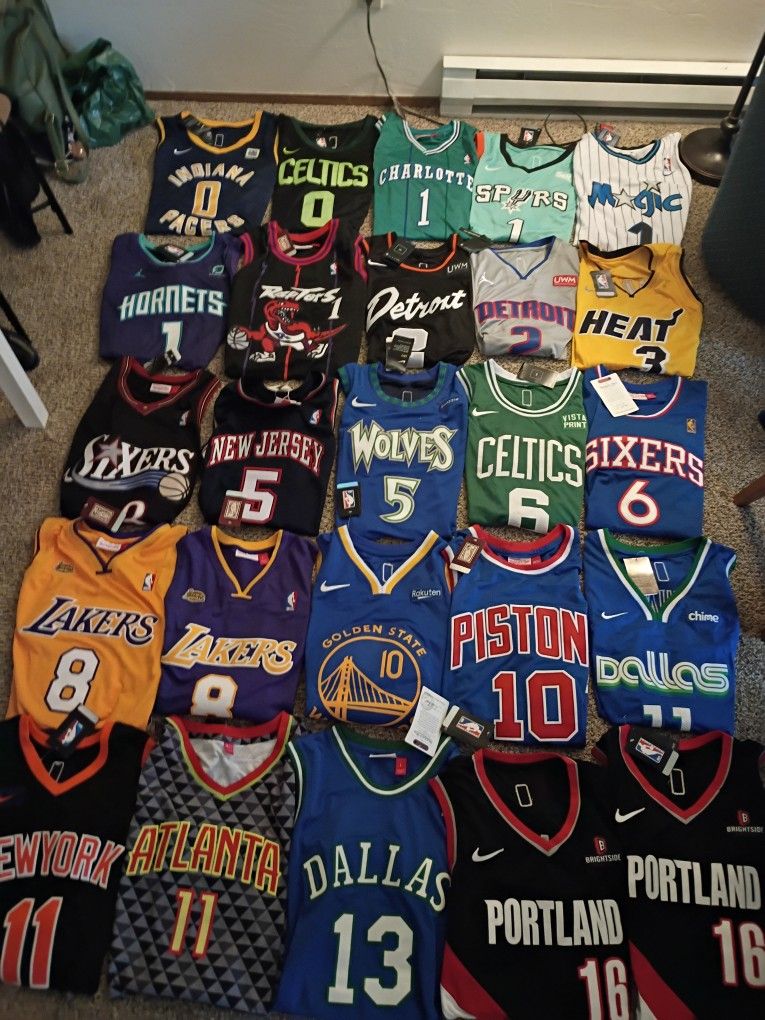 Mitchell & Ness Basketball Jersey