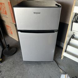 Mini Fridge