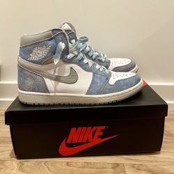 Nike Air Jordan 1 Hyper Royal Size 9