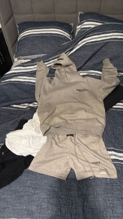 Essentials set