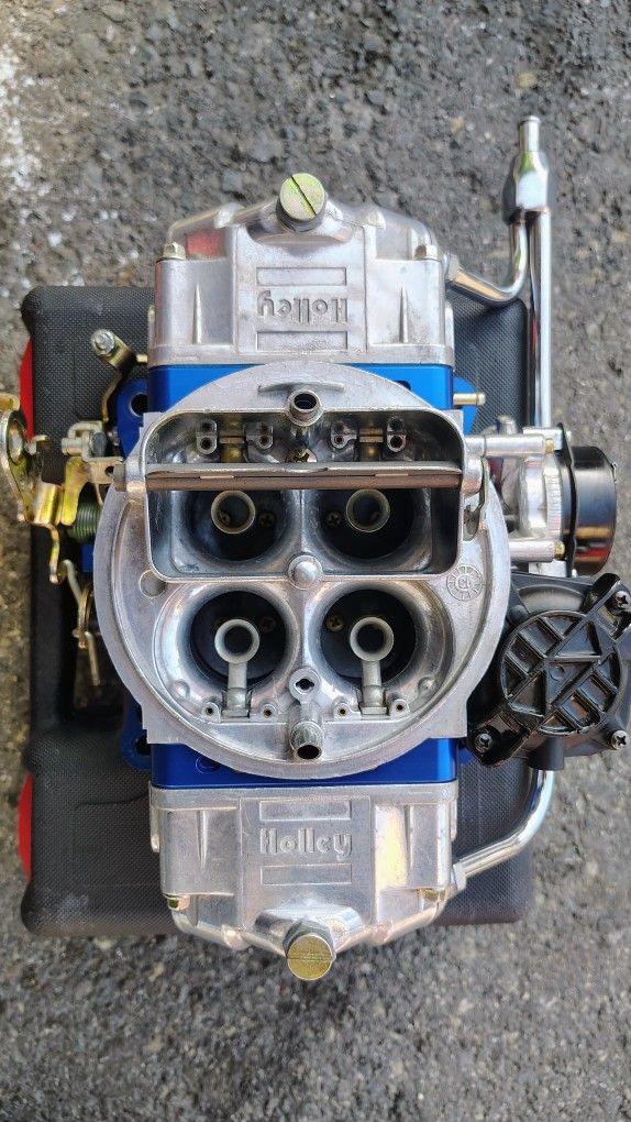 Holley 770 CFM Carburetor 