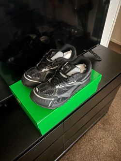 Black bottega veneta orbits sneakers