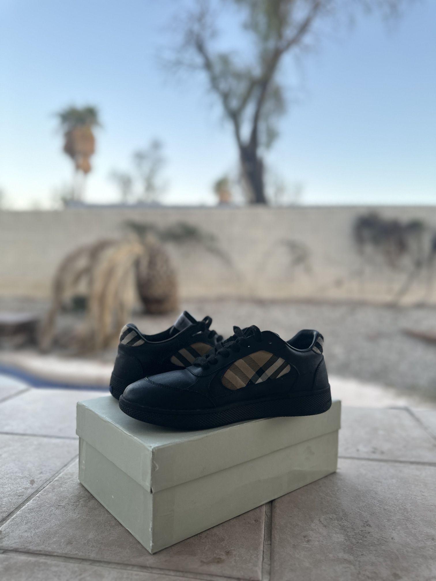 Burberry shoes