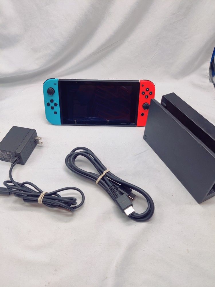 Nintendo Switch Original HAC-001 + Accessories