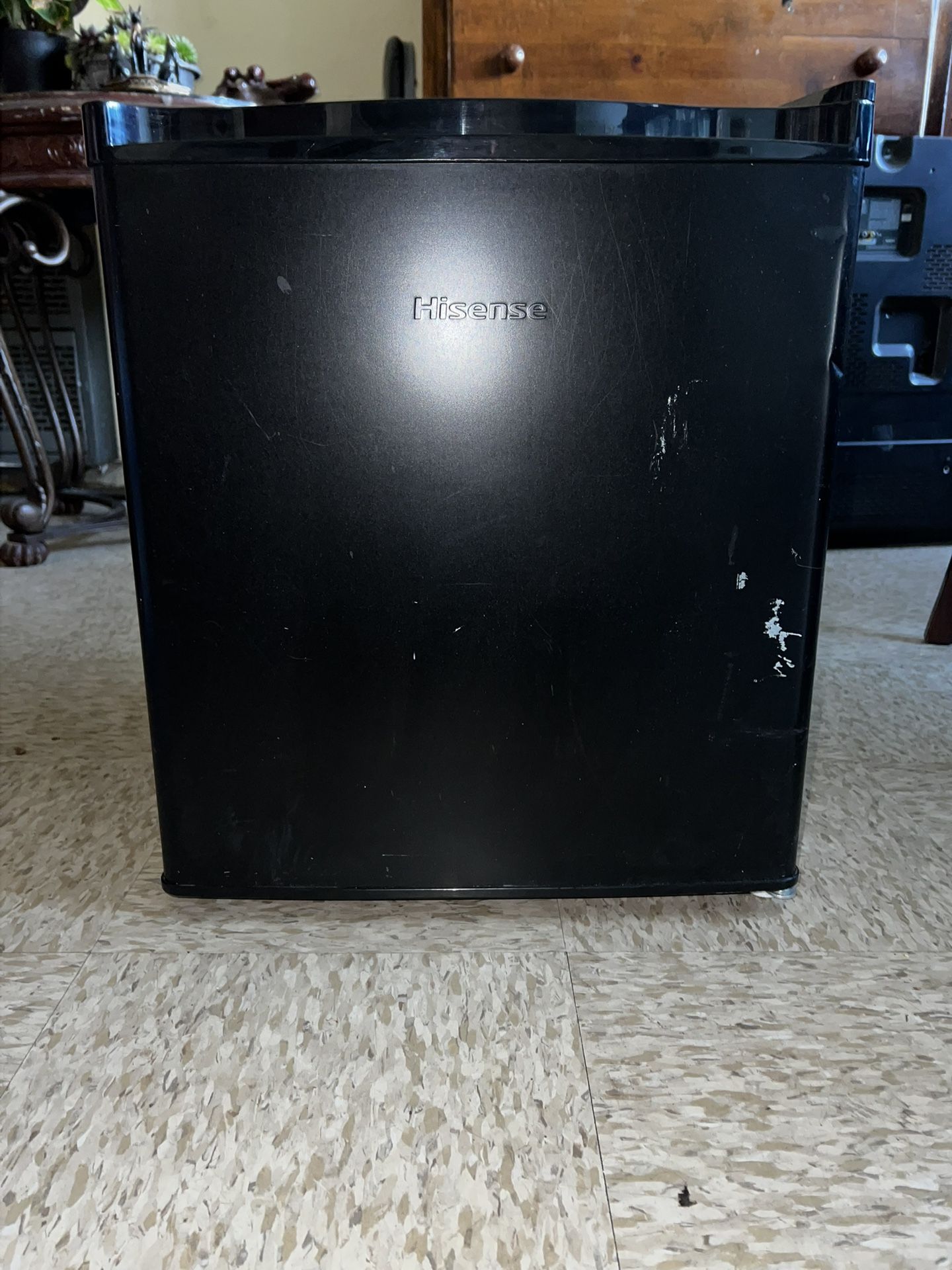 Hisense Mini Fridge 