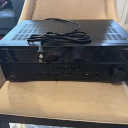 Never Used Yamaha Receiver Model RX-V385