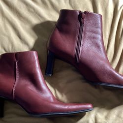 Vintage Burgundy Leather Red Boots Nebraska Square Toe Heels Size 9.5