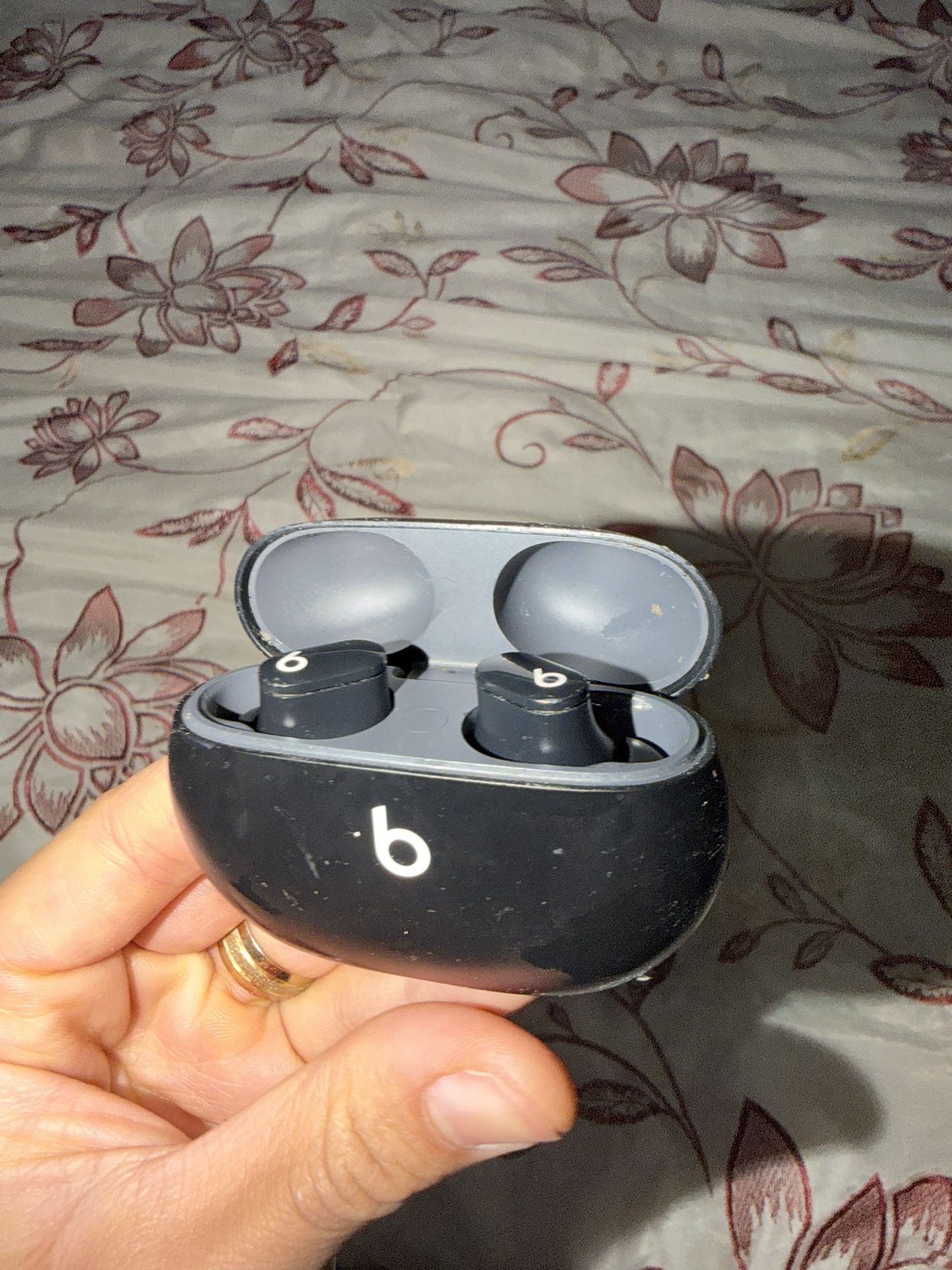 Wireless Beats Headphones | Noise Cancellation