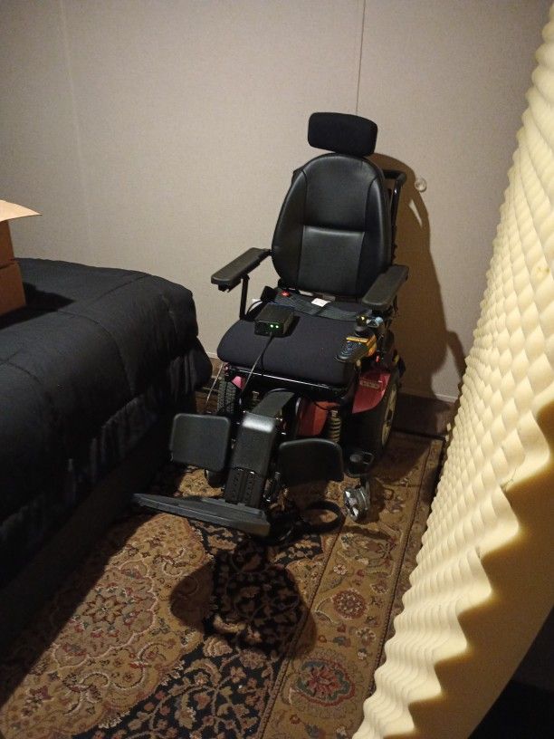 Brand New Pink Velocity Electric Wheelchair. 25,000 Customized Electric Wheelchair With All Kinds Of Attachments. Drives 17 Mph