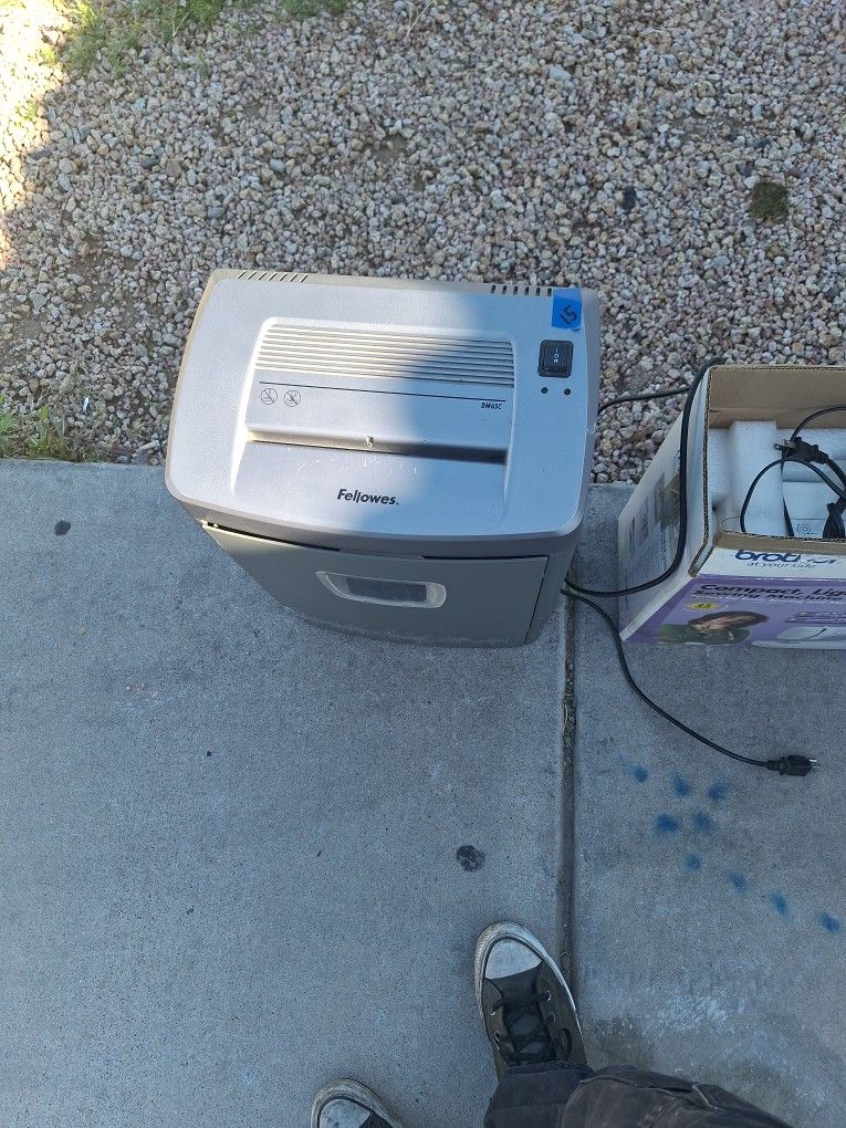 Paper Shredder