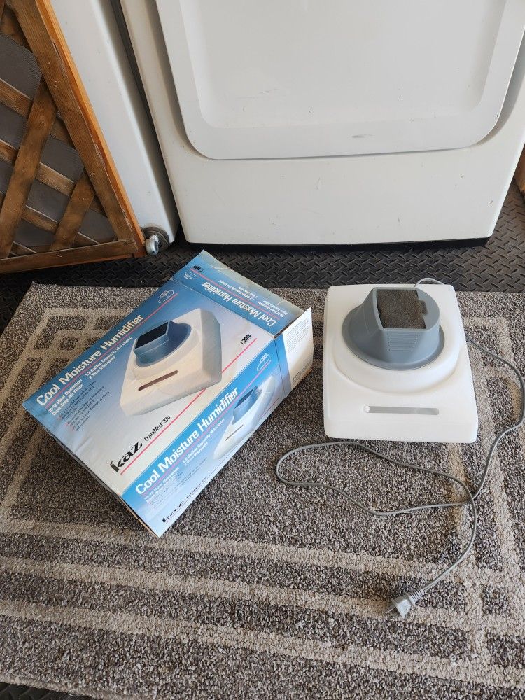 Cool moisture humidifier