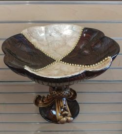 Decorative Vase / Fruit Bowl, etc... ( NEW ) resin. stand, round