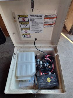 Hydraulic Pump/Electric Motor Box For Boat Lift