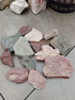RIVER ROCKS/REPTILES/AQUARIUMS