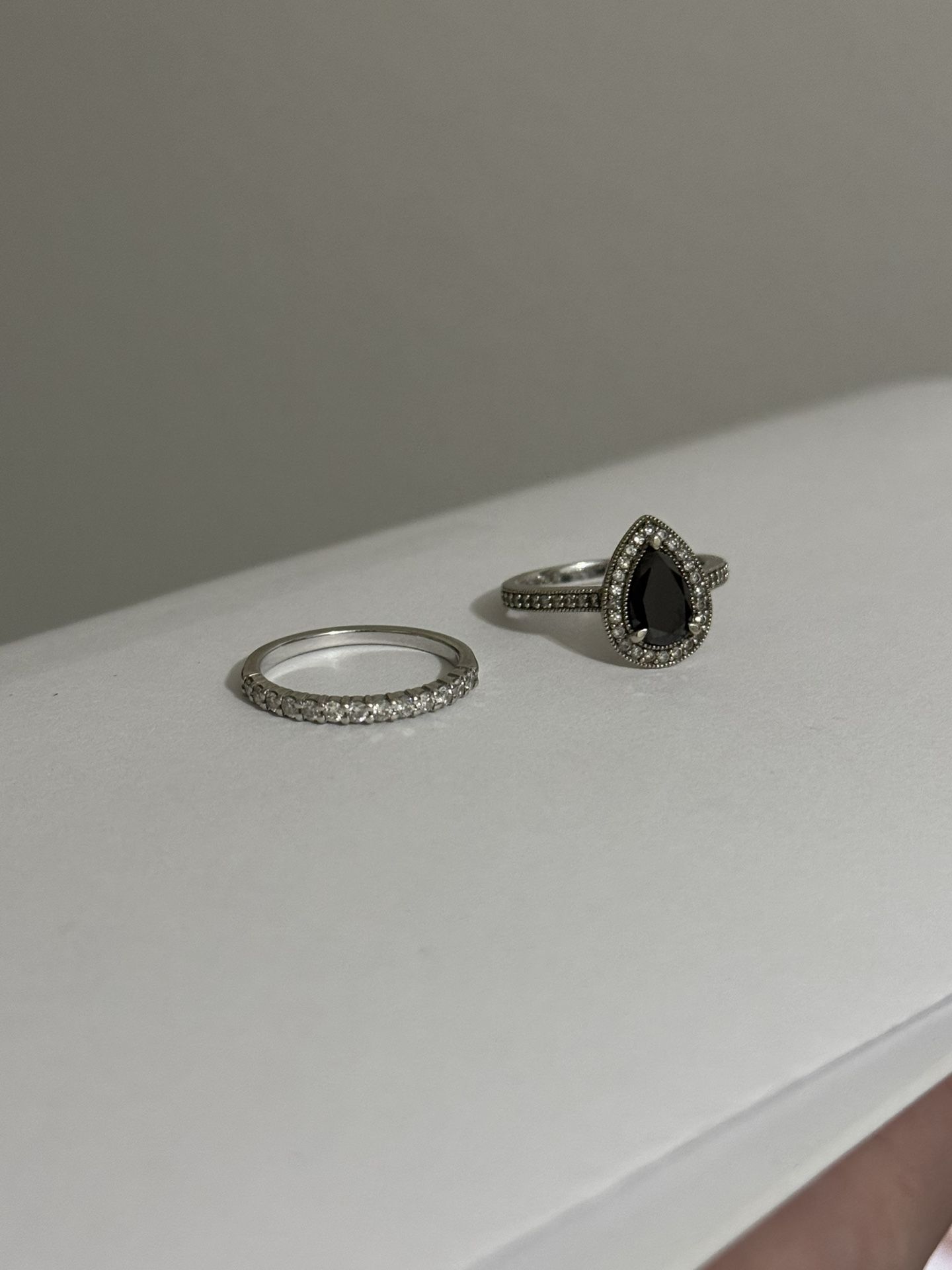Women’s Engagement / Wedding Ring