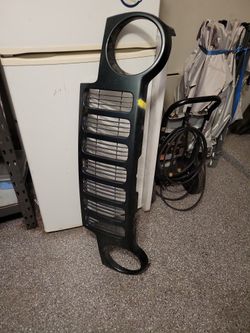 Front Grill Jeep Liberty