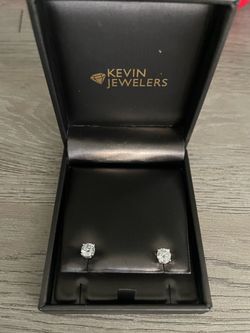 14k white gold lab diamond earrings