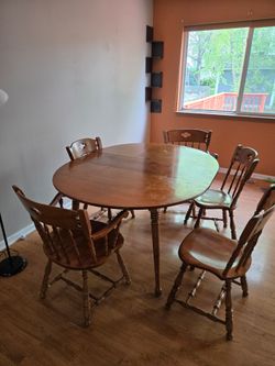 Oak dining table