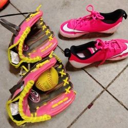 Girls Softball Kit. Gloves. Ball And Shoes Size 3.5youth 