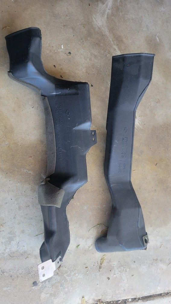 2003-2008 Nissan 350z OEM Air Conditioning Ducts With Vent