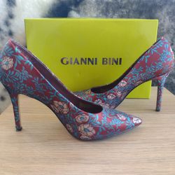 Gianni bini high heels size 7