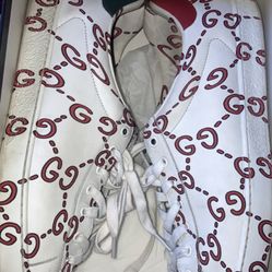 Gucci Shoes Size 13 
