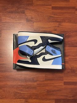 Jordan 1 High “Obsidian”