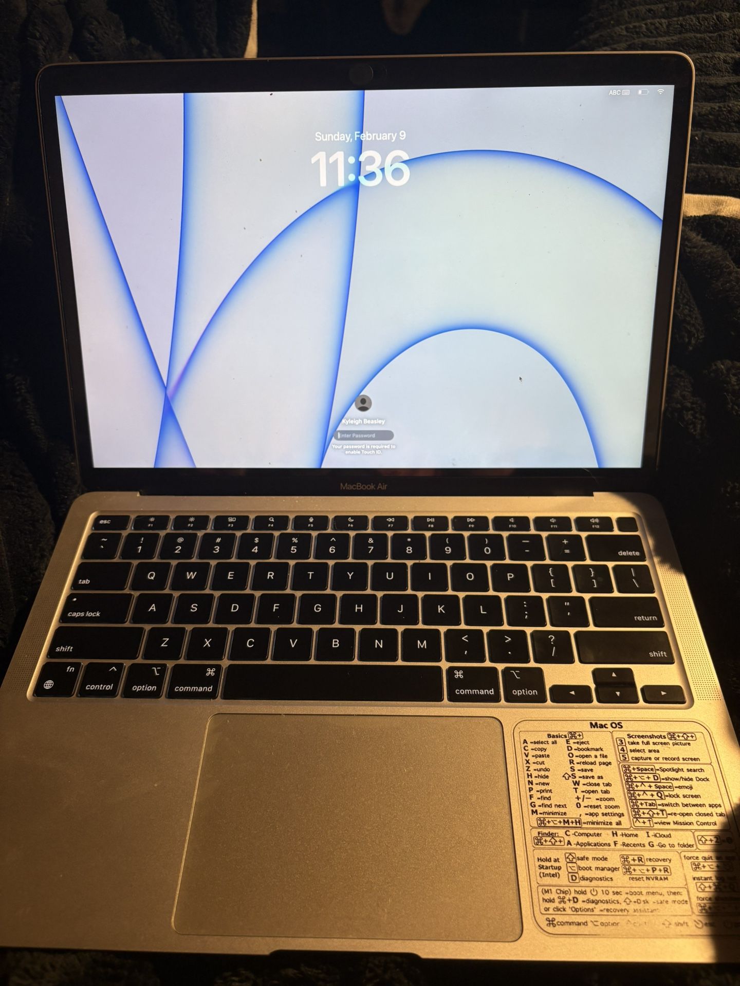 MacBook Air 13.3” M1