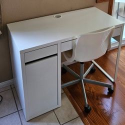 Micke IKEA WHITE LARGE DESK 