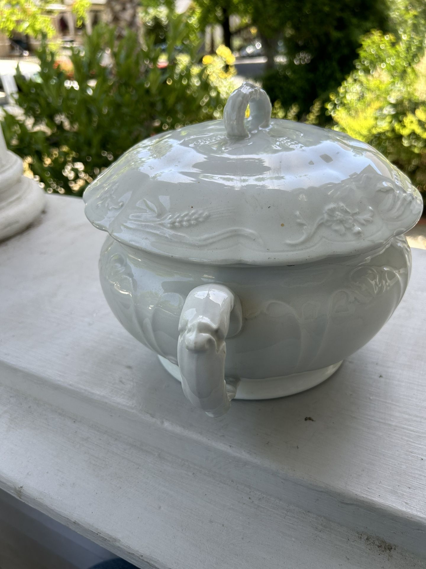 Royal Ironstone Chamber Pot