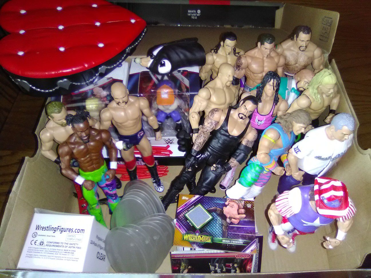 Box O' WWE figures