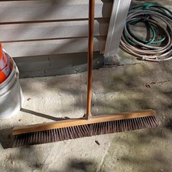 PUSH BROOM 36"