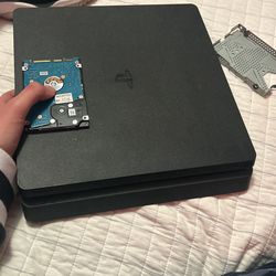 ps4 slim pro read description