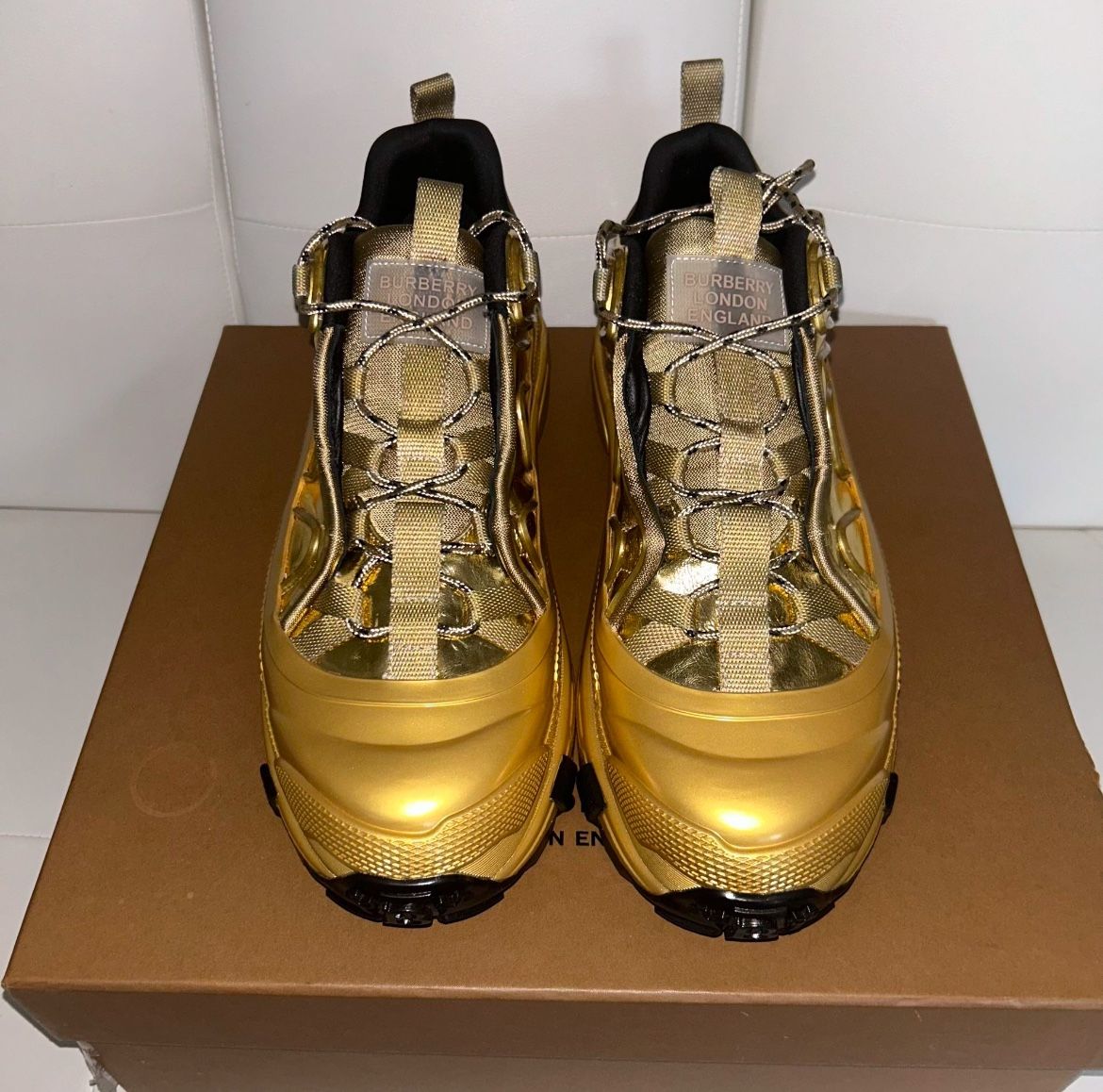 Burberry Arthur Metallic Sneakers